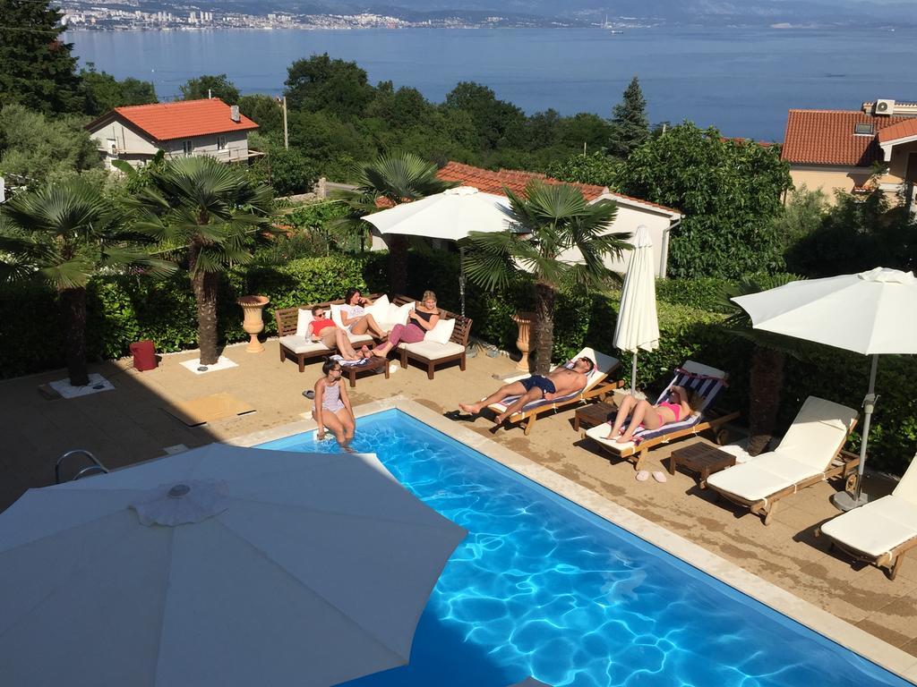 Apartments Villa Chiara Opatija Icici Exterior photo